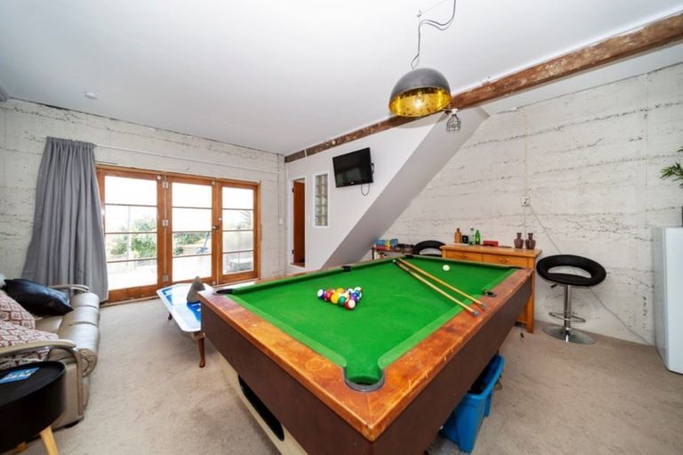 Photo of property in 14 Mount View Place, Spotswood, New Plymouth, 4310