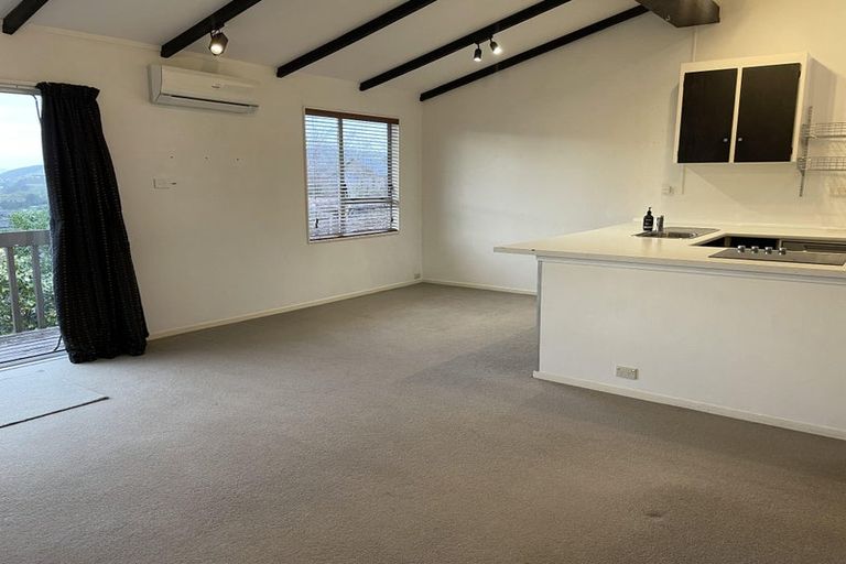 Photo of property in 35 Chorley Grove, Churton Park, Wellington, 6037