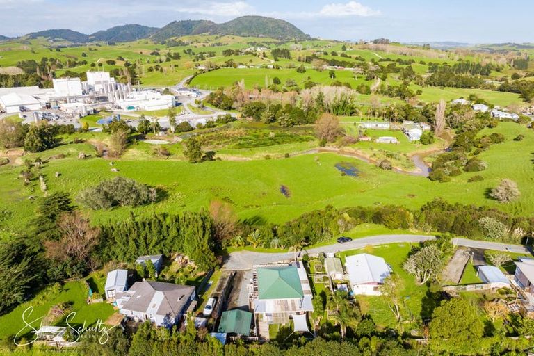 Photo of property in 8 Montaine Place, Maungaturoto, 0520