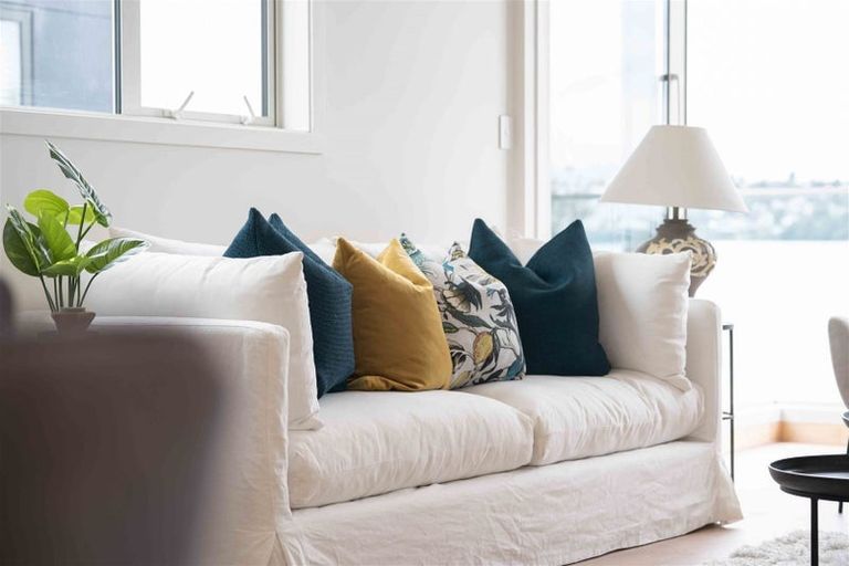 Photo of property in 2 Craigs Way, Hobsonville, Auckland, 0616