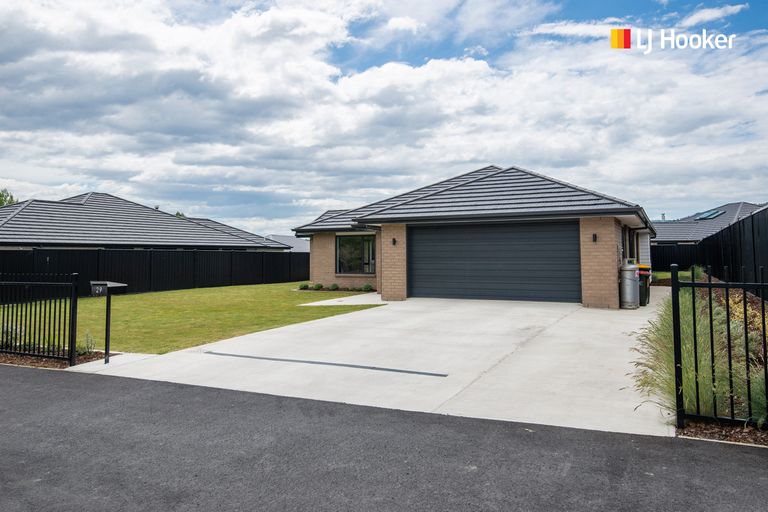 Photo of property in 29 Cemetery Road, East Taieri, Mosgiel, 9024