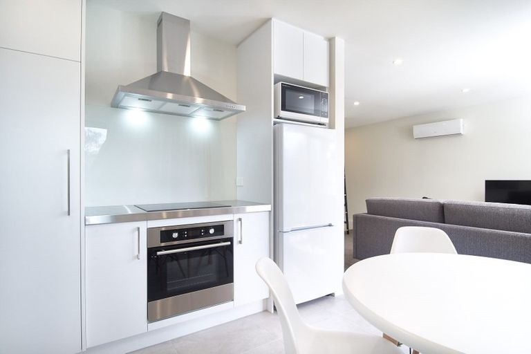 Photo of property in Riverena Flats, 377 Barbadoes Street, Christchurch Central, Christchurch, 8011