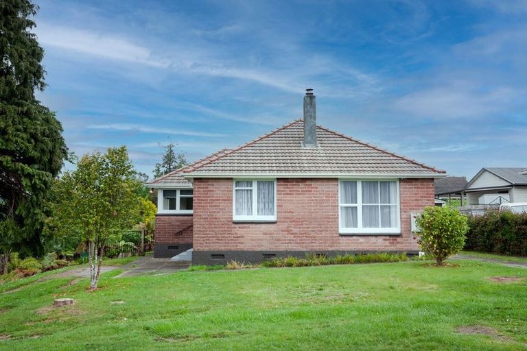 Photo of property in 266 Malfroy Road, Pomare, Rotorua, 3015