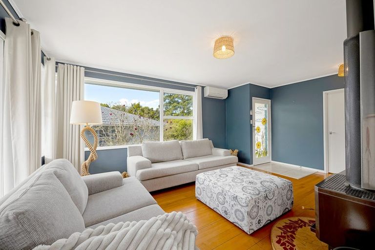 Photo of property in 60 Helena Street, Massey, Auckland, 0614