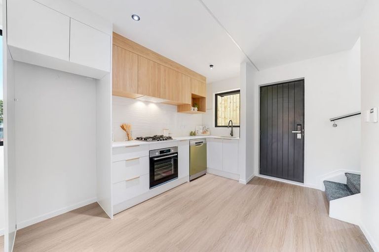 Photo of property in 6/11 Mclean Avenue, Papatoetoe, Auckland, 2025