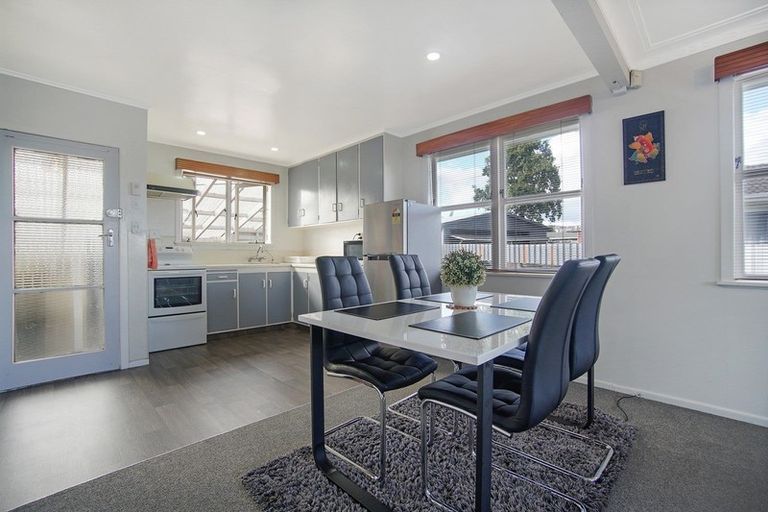 Photo of property in 56 Sheehan Avenue, Papakura, 2110