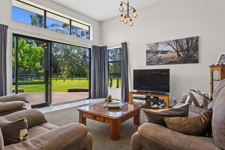 Photo of property in 33 Langes Road, Marshland, Christchurch, 8051