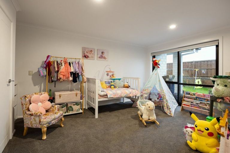 Photo of property in 15 Miharo Crescent, Flagstaff, Hamilton, 3210