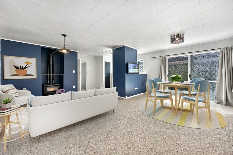 Photo of property in 2/60 Kinloch Road, Kinloch, Taupo, 3377