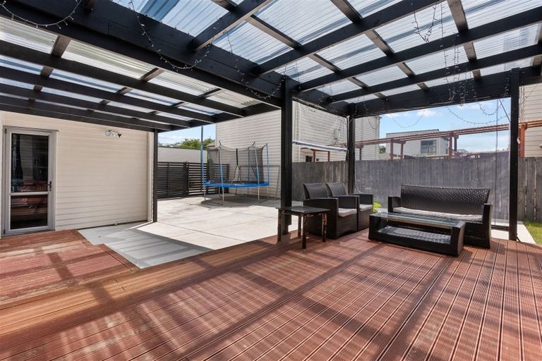 Photo of property in 176 Porchester Road, Takanini, 2112