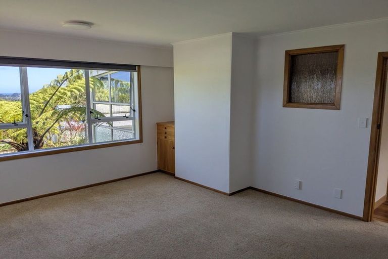 Photo of property in 21 Kereru Street, Waikanae, 5036