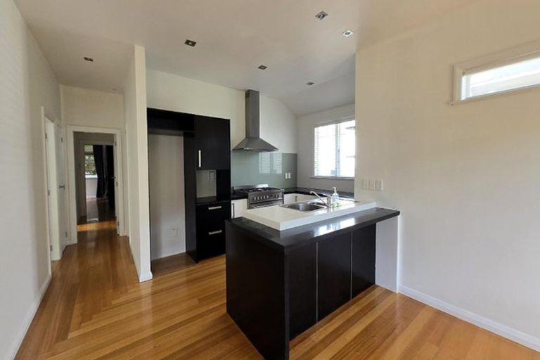 Photo of property in 6 Tui Street, Alicetown, Lower Hutt, 5010