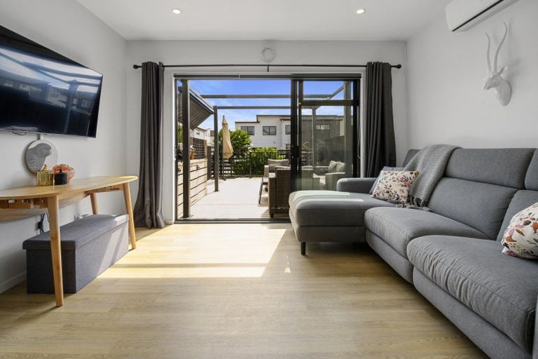 Photo of property in 14 Timbermill Road, Whenuapai, Auckland, 0618