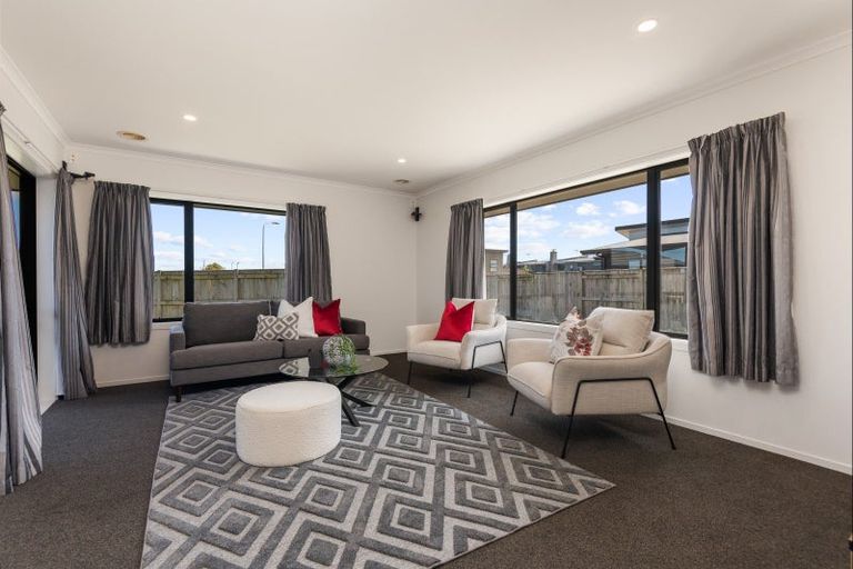 Photo of property in 79 Balrickard Way, Milson, Palmerston North, 4414