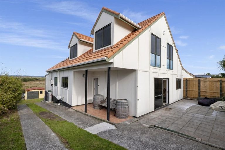 Photo of property in 196 Pukehina Parade, Pukehina, Te Puke, 3189