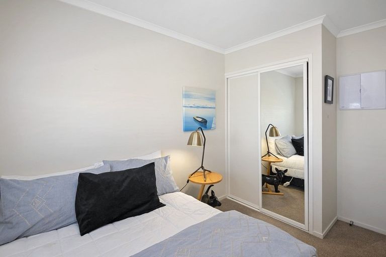 Photo of property in 2/55 Edward Avenue, Edgeware, Christchurch, 8013