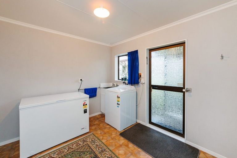 Photo of property in 17 Park View Avenue, Feilding, 4702