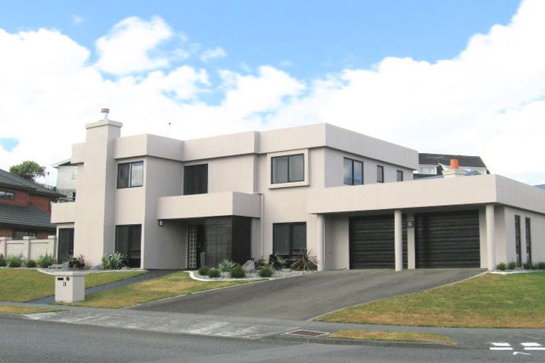 Photo of property in 30 Clearwater Terrace, Brown Owl, Upper Hutt, 5018