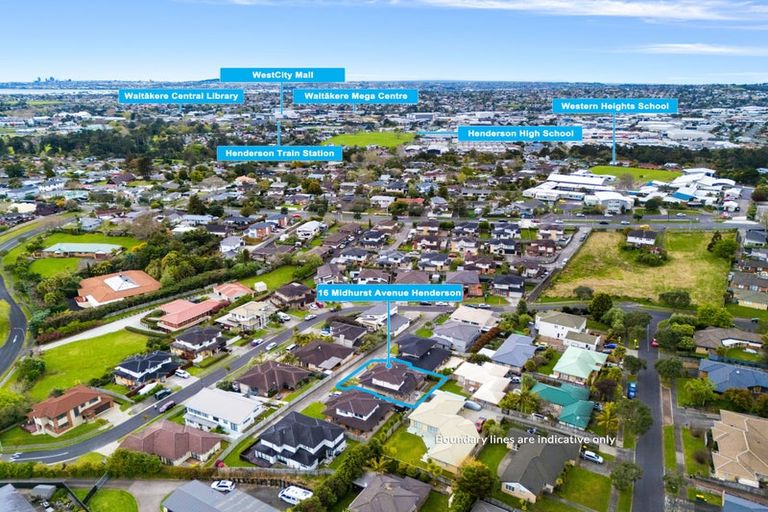 Photo of property in 16 Midhurst Avenue, Henderson, Auckland, 0612