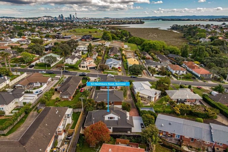 Photo of property in 2/52 Northboro Road, Belmont, Auckland, 0622