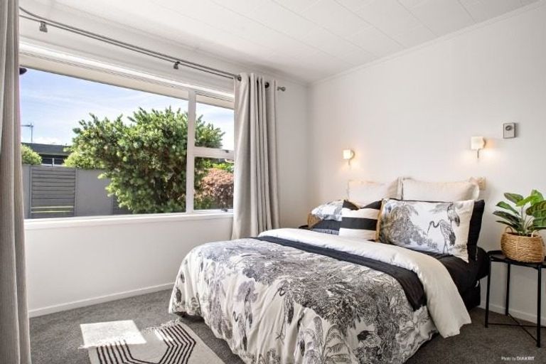 Photo of property in 6 Mclaren Place, Chedworth, Hamilton, 3210