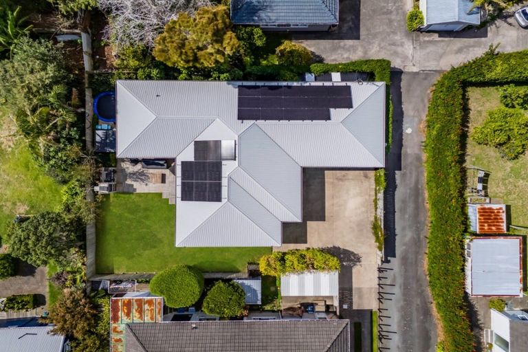 Photo of property in 77 Brooklands Road, Brooklands, New Plymouth, 4310