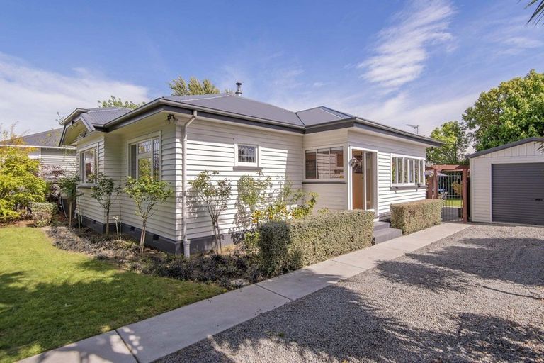 Photo of property in 129 Neville Street, Spreydon, Christchurch, 8024