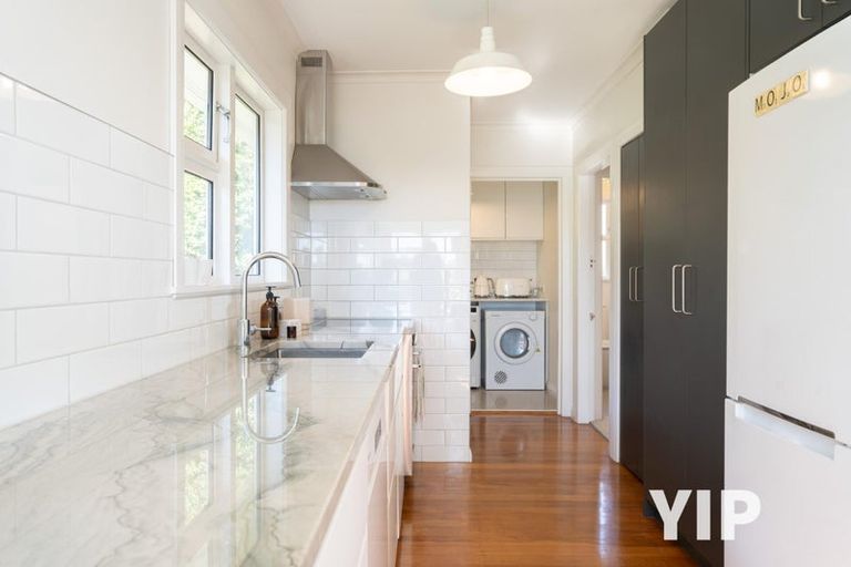 Photo of property in 33 Chesterton Street, Johnsonville, Wellington, 6037