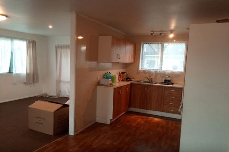 Photo of property in 2/19 Dunstan Place, Otara, Auckland, 2023