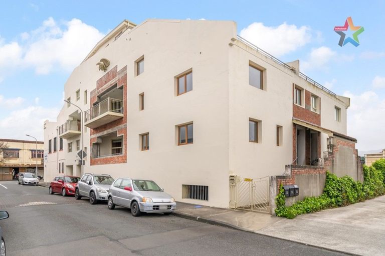 Photo of property in 4/44 Bay Street, Petone, Lower Hutt, 5012