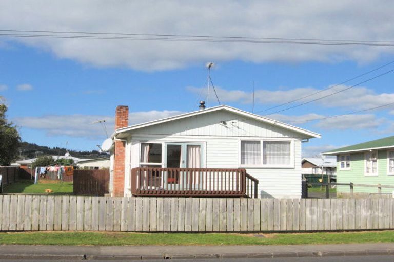 Photo of property in 58 Valentine Street, Papakura, 2110
