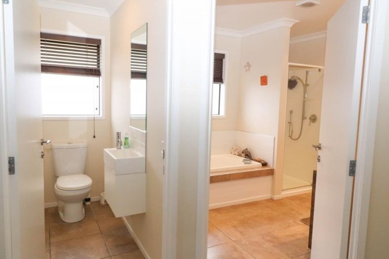 Photo of property in 6 Edward Bullen Place, Thames, 3500