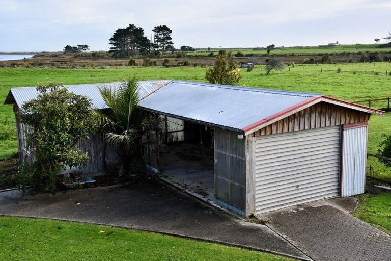 Photo of property in 27 Wharf Road, Karamea, 7893