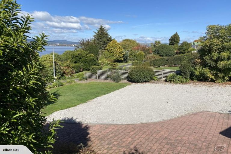 Photo of property in 212 Kawaha Point Road, Kawaha Point, Rotorua, 3010