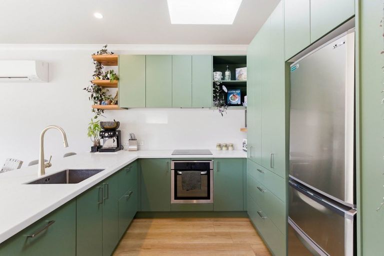 Photo of property in 16 Hall Road, Sawyers Bay, Port Chalmers, 9023