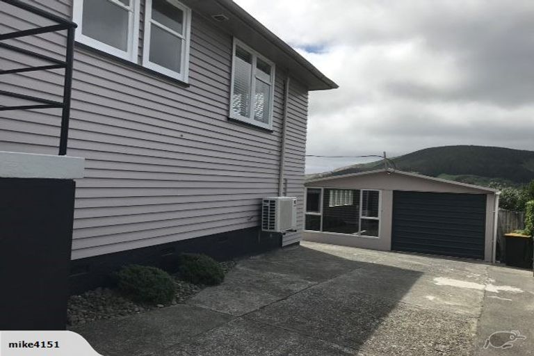 Photo of property in 23 Turkington Street, Tawa, Wellington, 5028