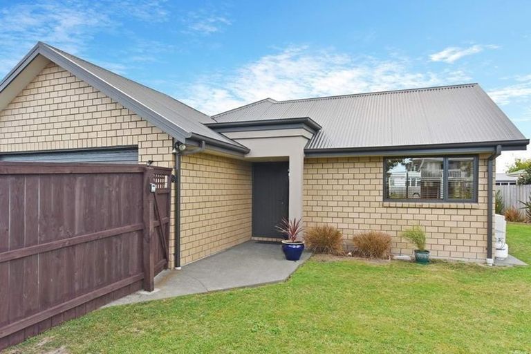 Photo of property in 4 Andrew Street, Rangiora, 7400