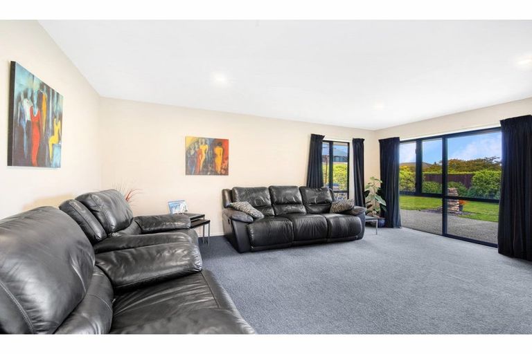 Photo of property in 17 Stark Place, Kaiapoi, 7630
