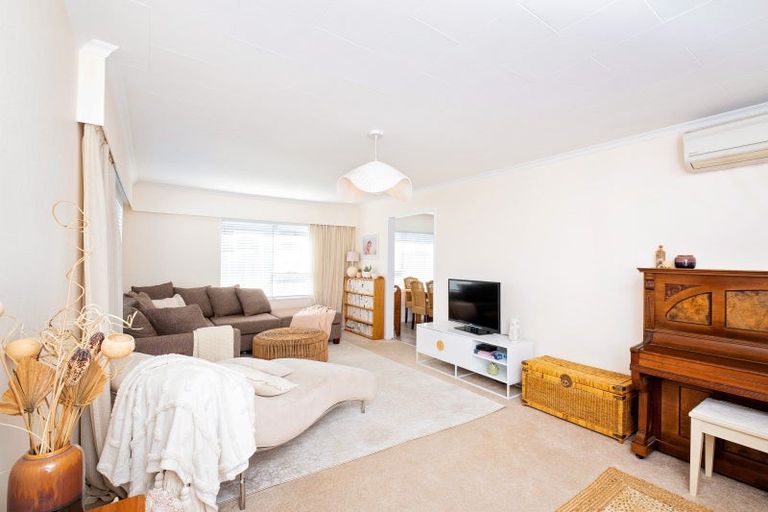 Photo of property in 16 Foster Terrace, Onekawa, Napier, 4110