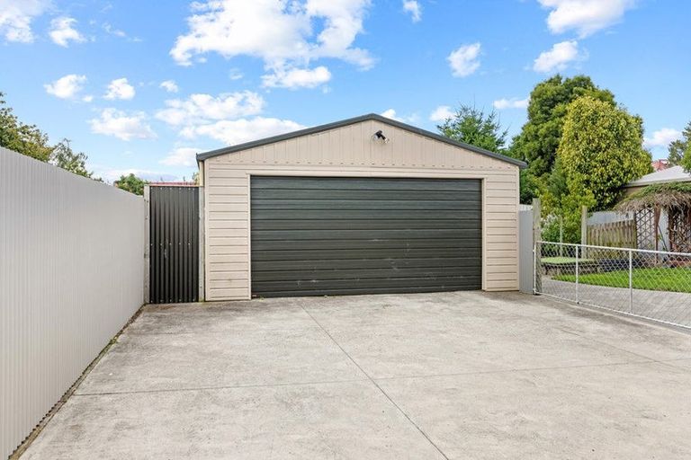 Photo of property in 11 Pannell Avenue, Wainoni, Christchurch, 8061