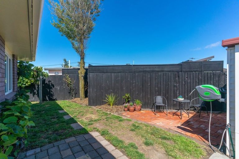 Photo of property in 37a Moffett Street, Islington, Christchurch, 8042