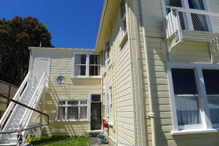 Photo of property in 19 Hiropi Street, Newtown, Wellington, 6021