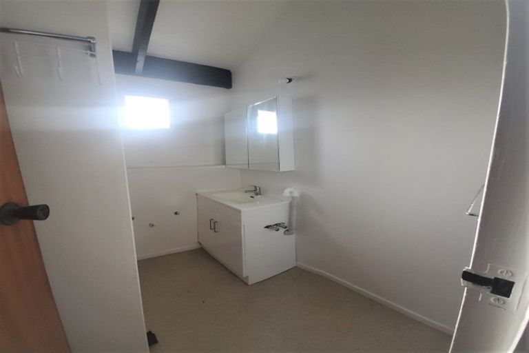 Photo of property in 129 Constable Street, Newtown, Wellington, 6021