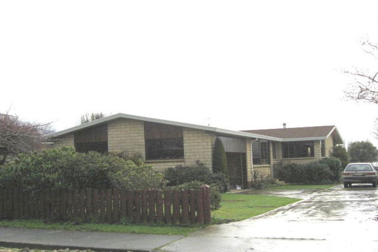 Photo of property in 45 Brydone Street, Edendale, 9825