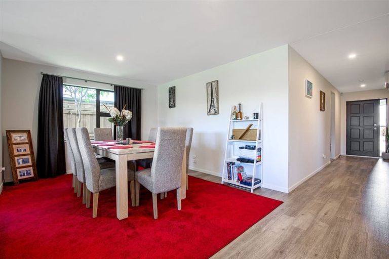 Photo of property in 85 Shillingford Boulevard, Rolleston, 7615