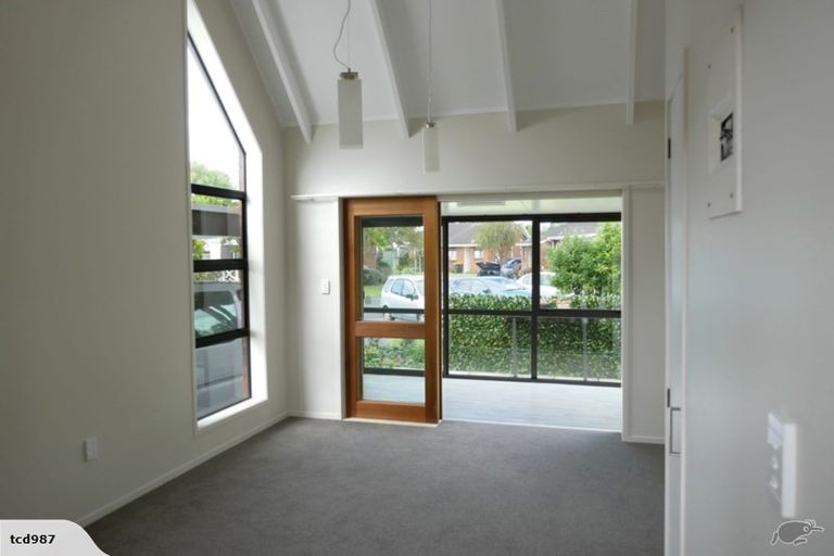 Photo of property in 3 Bellbird Place, Orewa, 0931