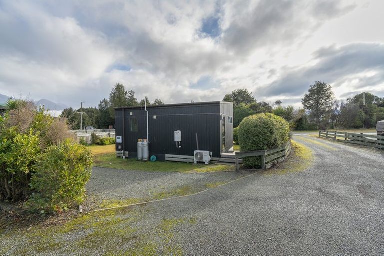 Photo of property in 17b Waiau Street, Manapouri, 9679