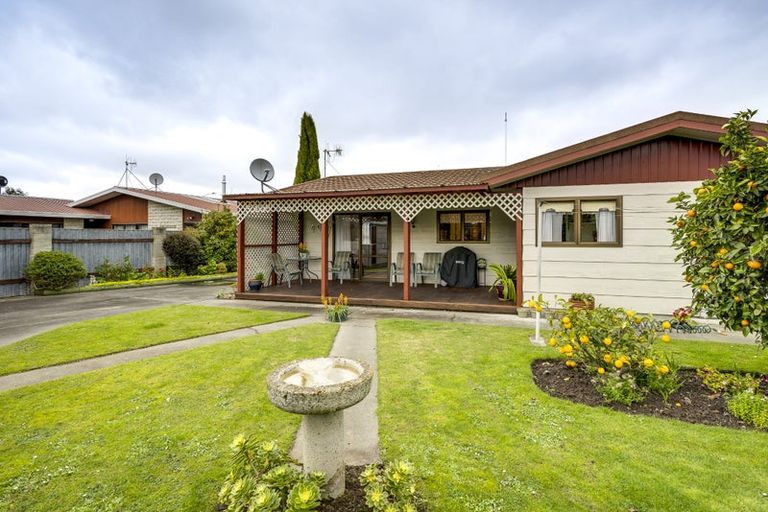 Photo of property in 58 Spriggs Crescent, Greenmeadows, Napier, 4112