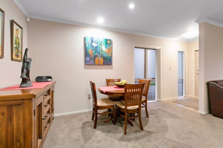 Photo of property in 24 Havenbrook Way, Pyes Pa, Tauranga, 3112