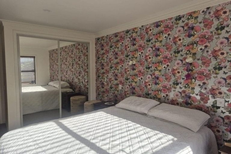 Photo of property in 102 Liardet Street, New Plymouth, 4310